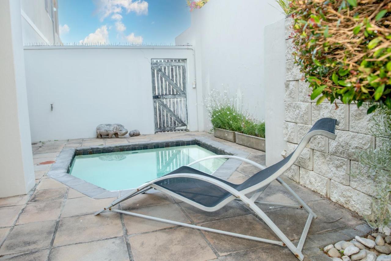 Camps Bay Guest Suite With Private Pool Città del Capo Esterno foto