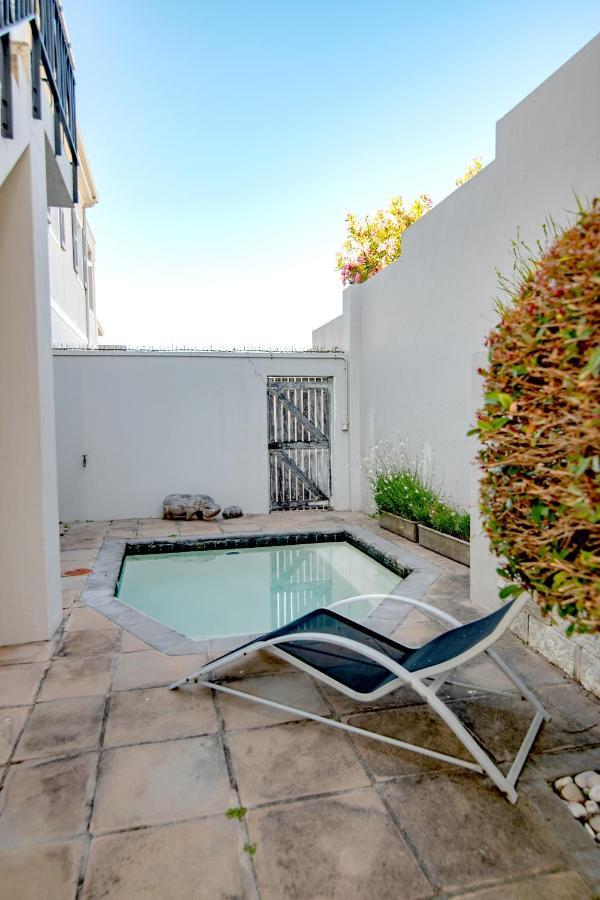 Camps Bay Guest Suite With Private Pool Città del Capo Esterno foto